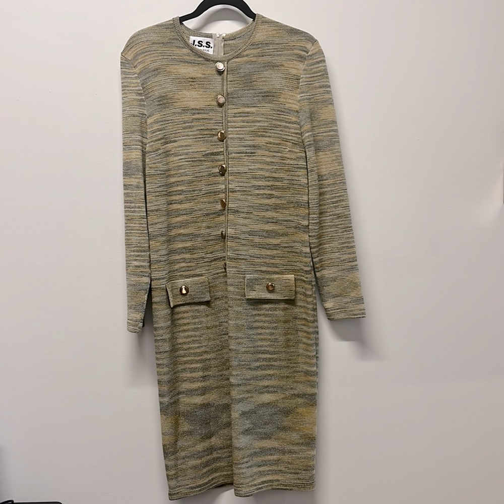 Midi knit shift dress
